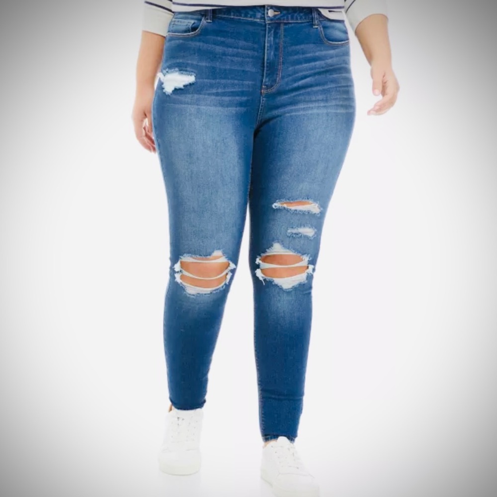 TRUE CRAFT
Plus High Rise Skinny Jeans 24w. Color:
Medium Maximo Wash